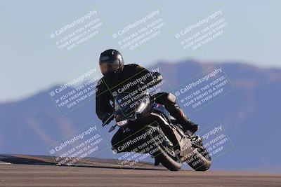 media/Nov-06-2023-Moto Forza (Mon) [[ce023d0744]]/3-Intermediate Group/Session 5 (Turn 9)/